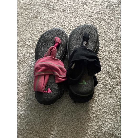 Sanuk sling bundle size‎ 9 - Picture 1 of 3